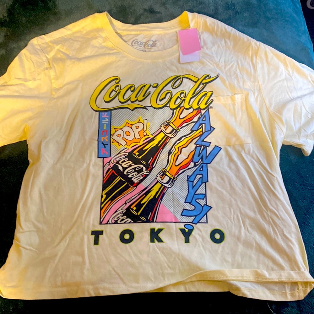 Crop graphic tee